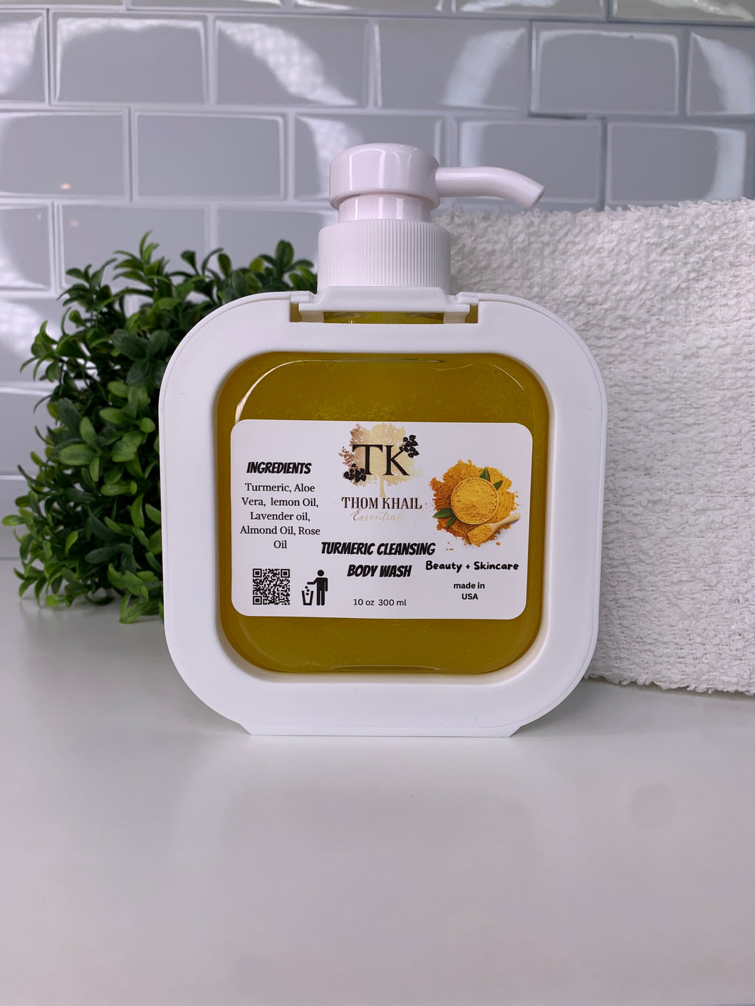 Turmeric cleansing body wash